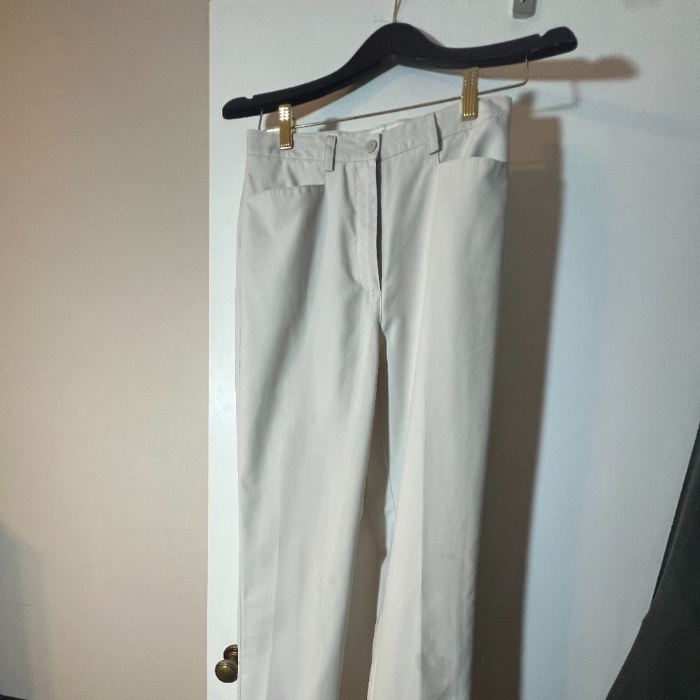 Liz Golf (Anissa) size 4 wrinkle free pant.  Stone in color.